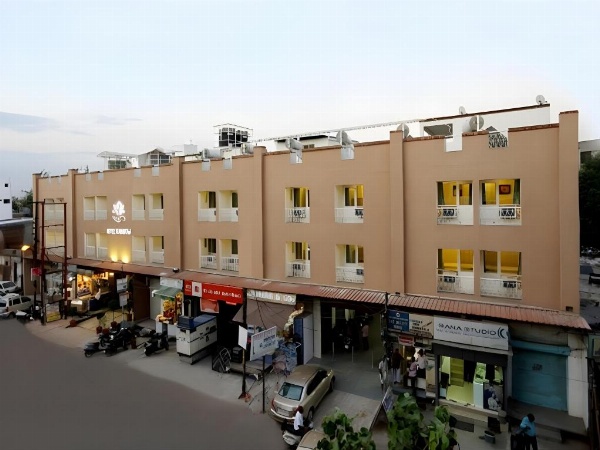 Hotel Rainbow Ghaziabad image 1