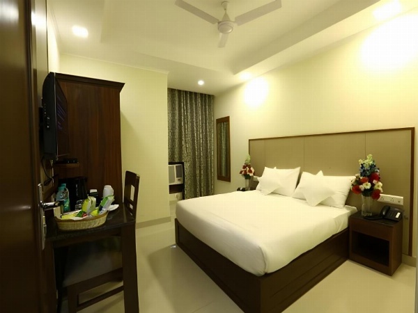 Hotel Rainbow Ghaziabad image 6